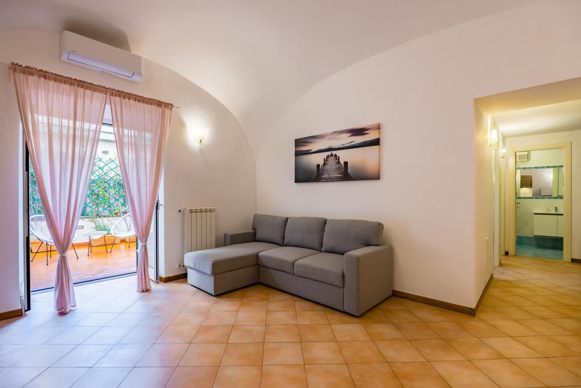 Apartment Materdei Beautiful Terrace By Napoliapartments