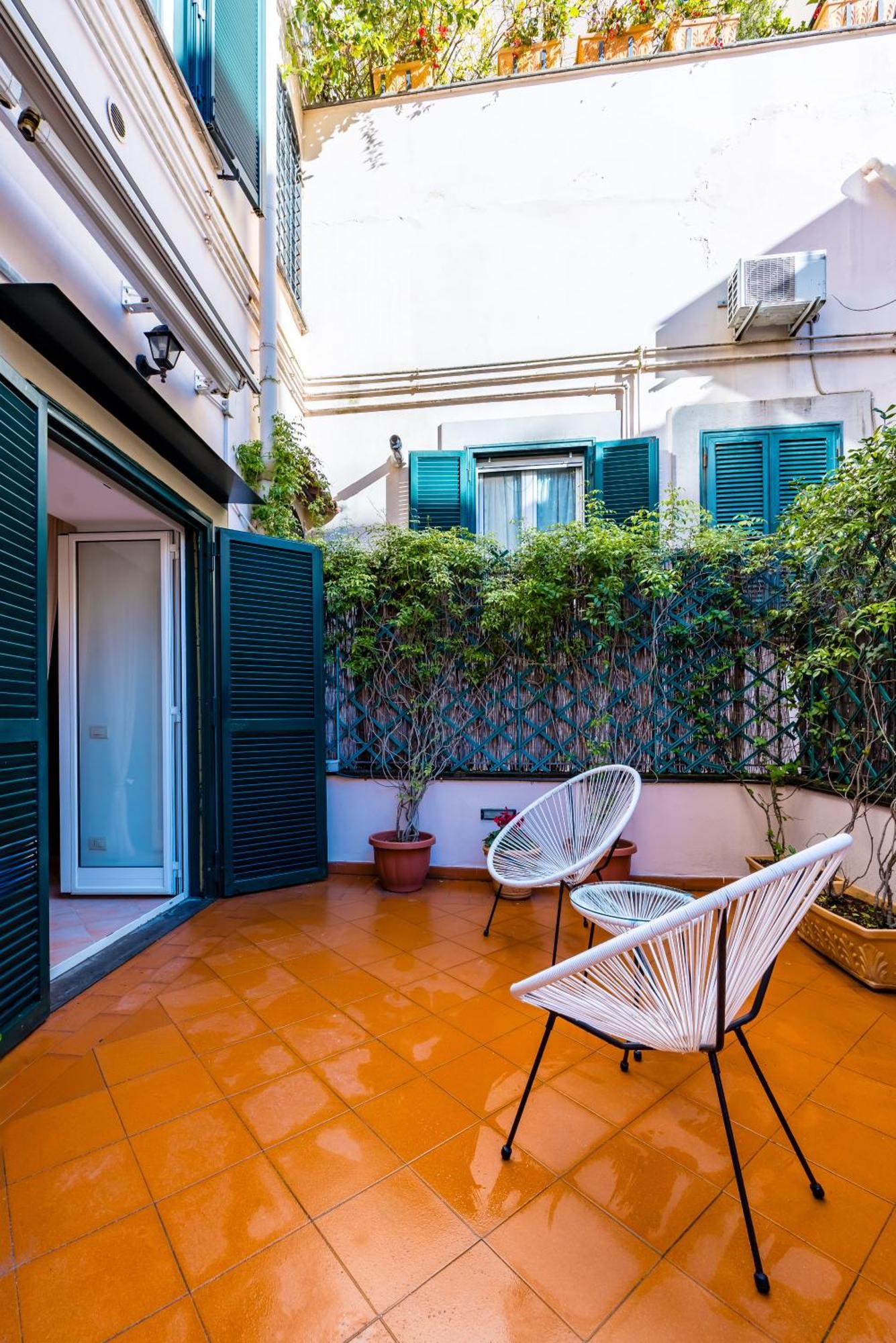 Apartment Materdei Beautiful Terrace By Napoliapartments